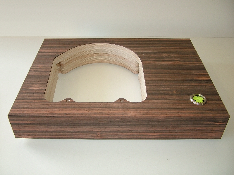 Garrard 301 Makassar 01